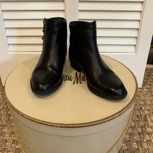 Lauren Ralph Lauren Shelli Black Ankle Boot 5.5B